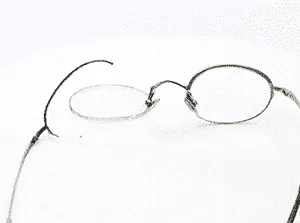 Vintage Eyeglasses Left Lens Frame Weld