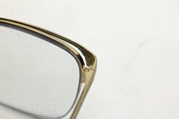 Lens trim frame right before 600x400 - Lens Trim Frame Weld for Eyeglasses - Right