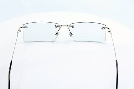 Glasses In Rimless Eyewear Frames
