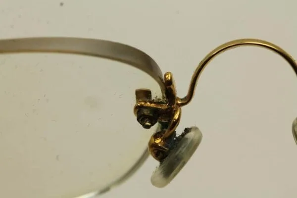 Cartier Rimless Left Bridge Nosepad Issues